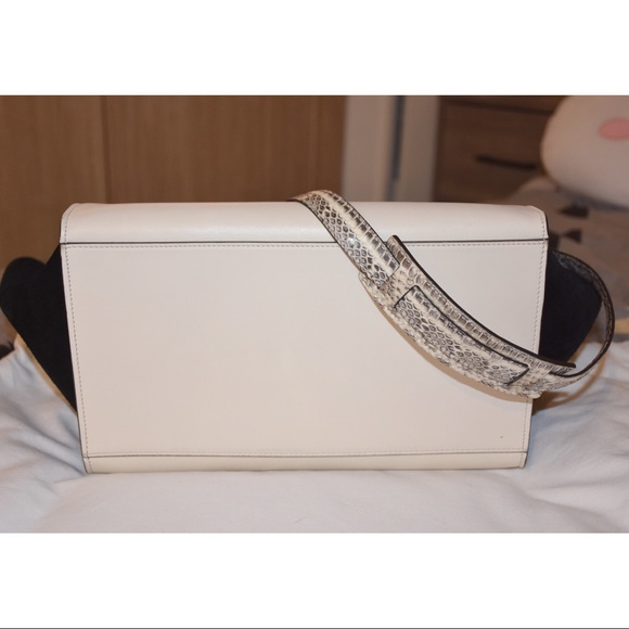 ❤️SOLD❤️Celine Trapeze Medium - Picture 3 of 7